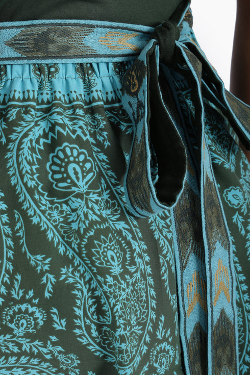 Embroidered linen belt with pocket